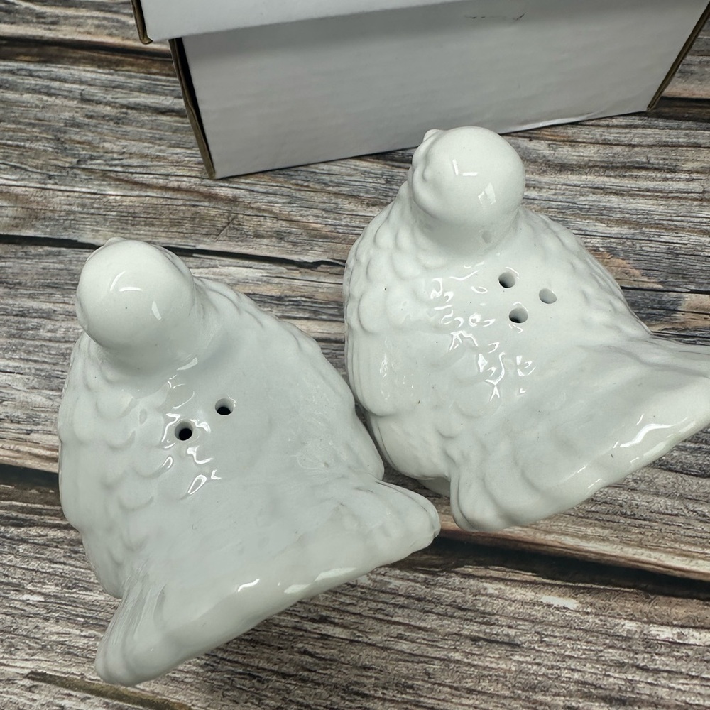 Ceramic white turkey salt and pepper shaker excellent condition NIB - Picture 4 of 5